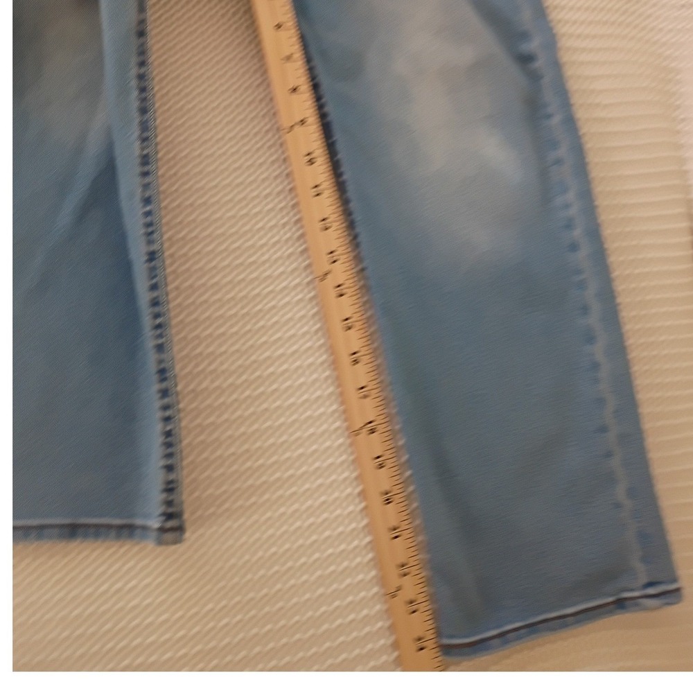 Levi's 501 Straight Leg Jeans Distressed Blue Wash Button Fly Women W25 L30 - Picture 8 of 12